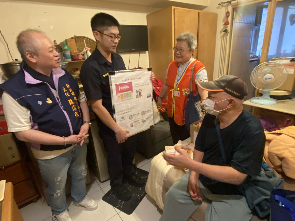 網傳長輩可領「每月8千元補助」？社會局：非普發福利 別誤信假訊息